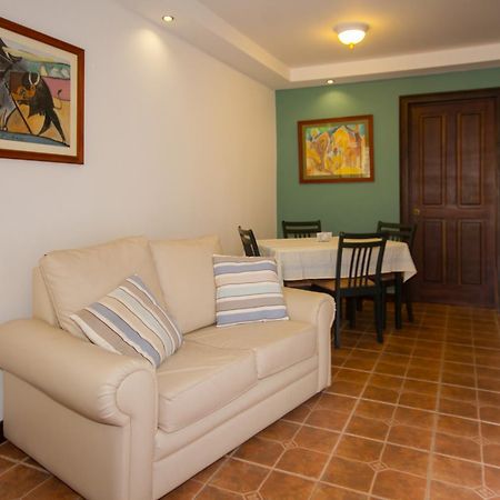 Apartotel Don Luis San Antonio De Belen エクステリア 写真
